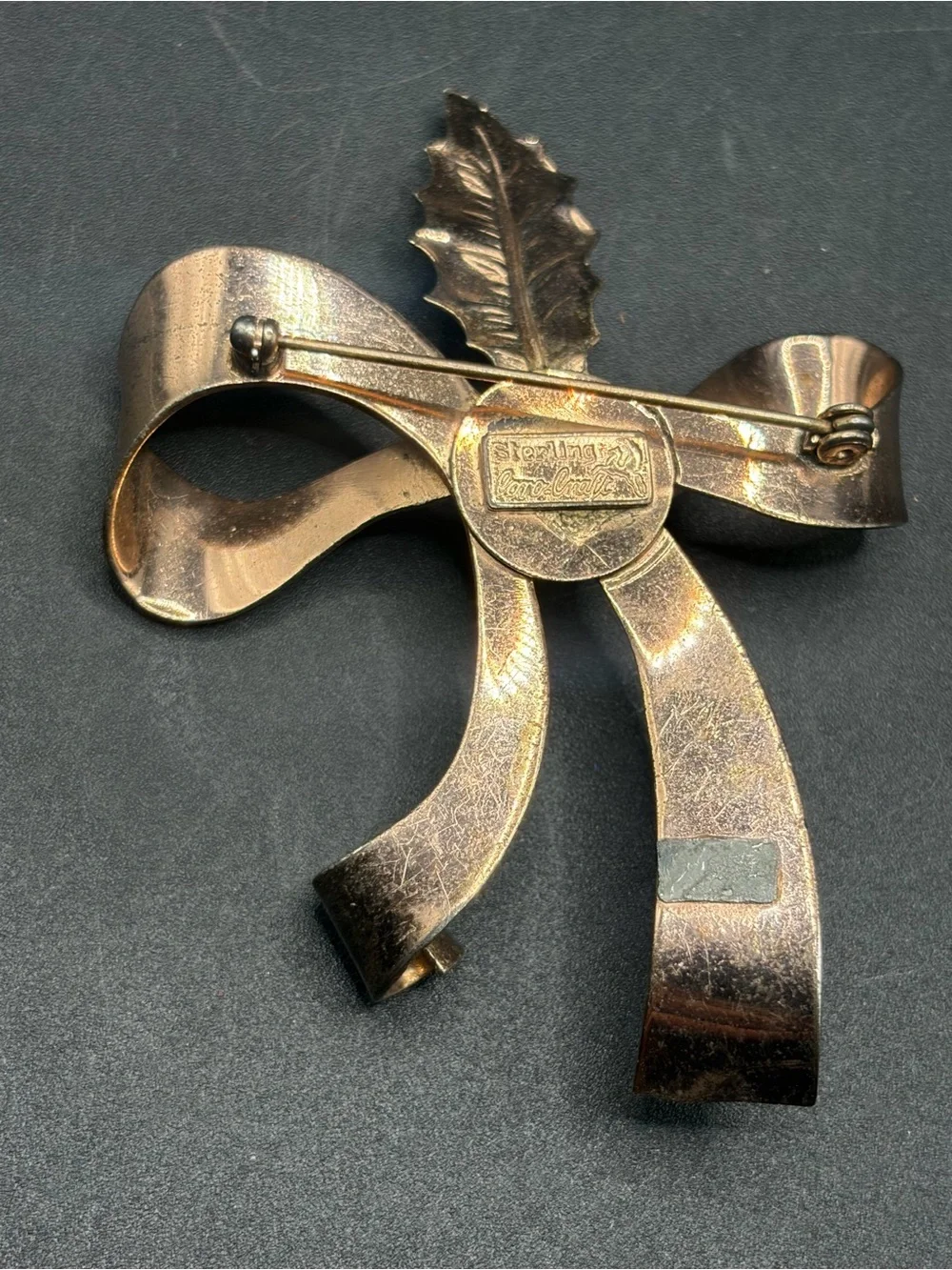 Corocraft Pegasus Sterling Silver Vintage Ribbon & Laurel Leaf Gold Wash Brooch